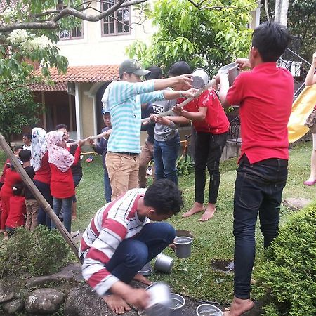 Hotel Bumi Cikeas Sentul Bogor Exteriér fotografie